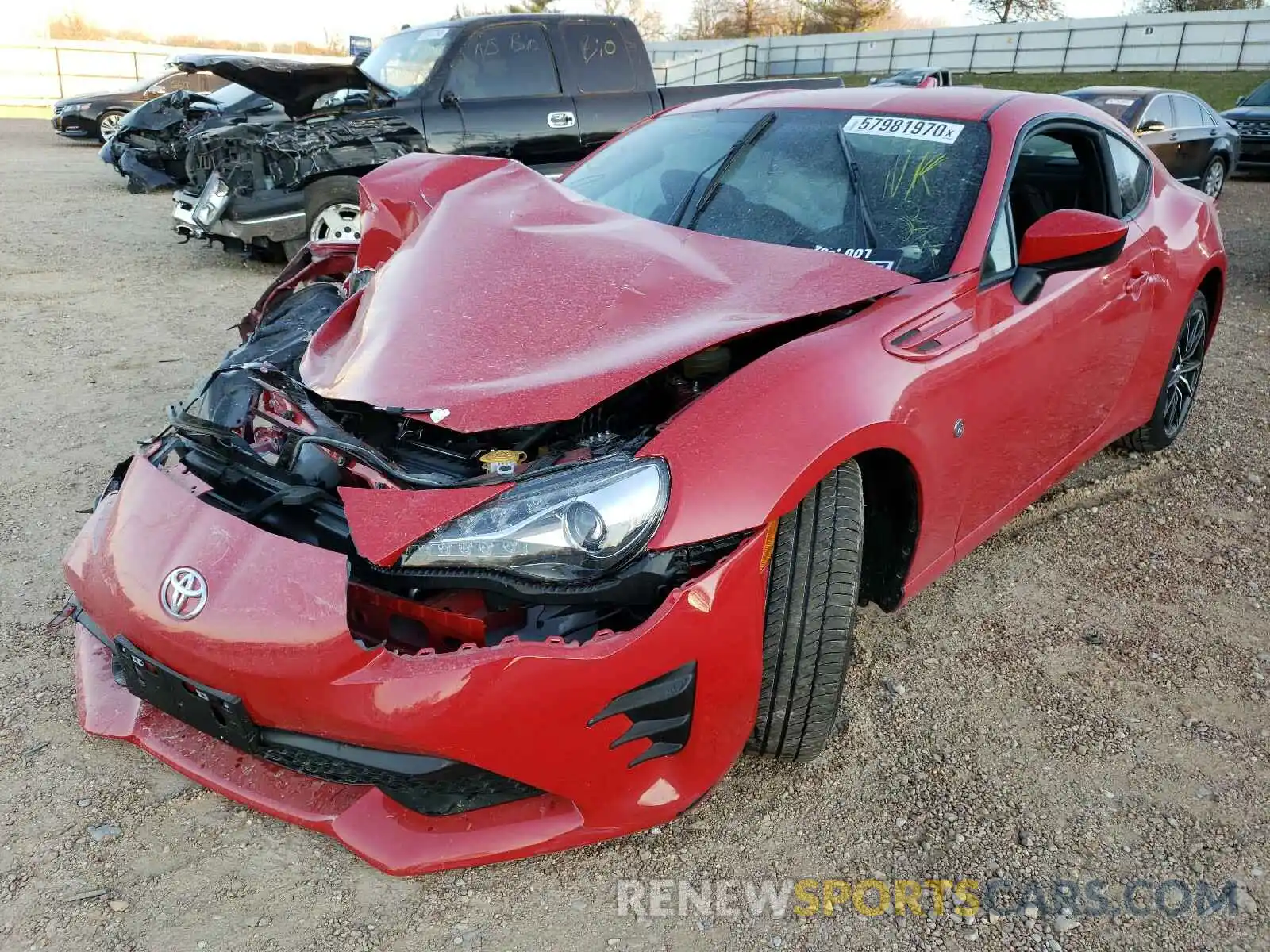 2 Photograph of a damaged car JF1ZNAA10L8752041 TOYOTA 86 2020