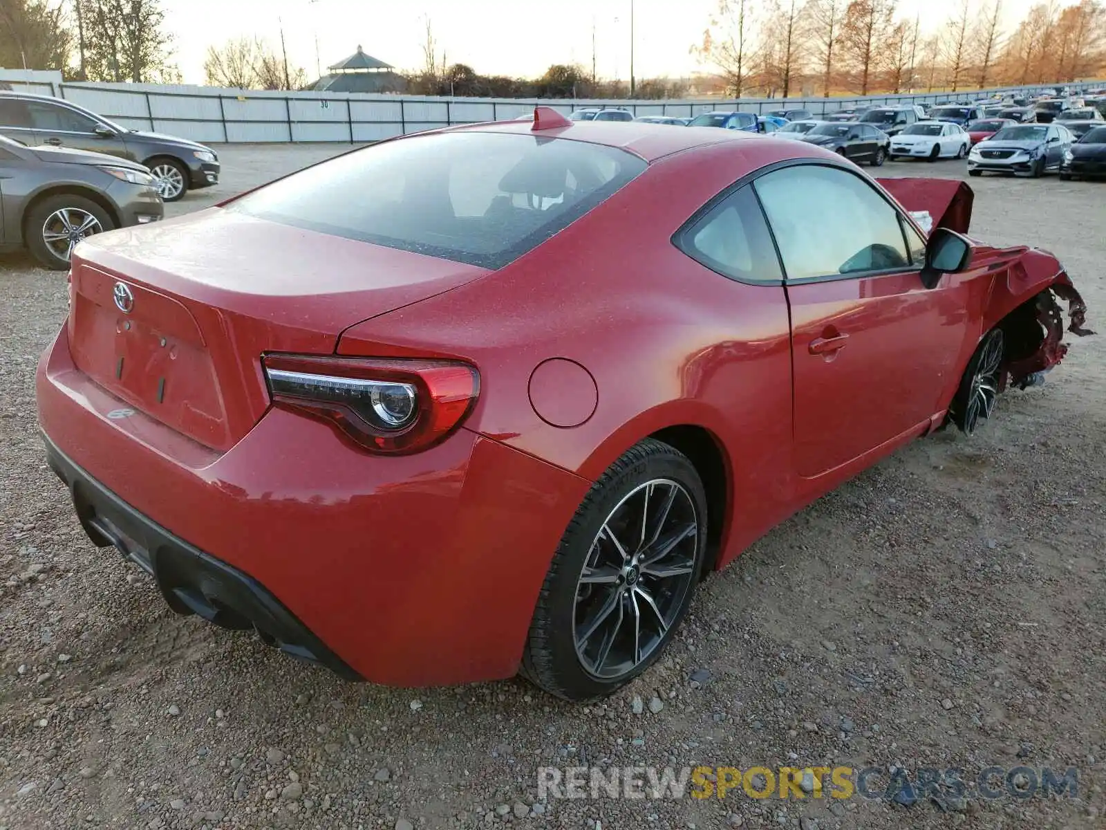 4 Photograph of a damaged car JF1ZNAA10L8752041 TOYOTA 86 2020