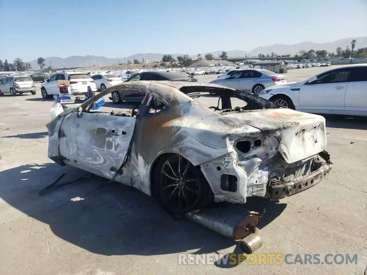 3 Photograph of a damaged car JF1ZNAA12L8752414 TOYOTA 86 2020