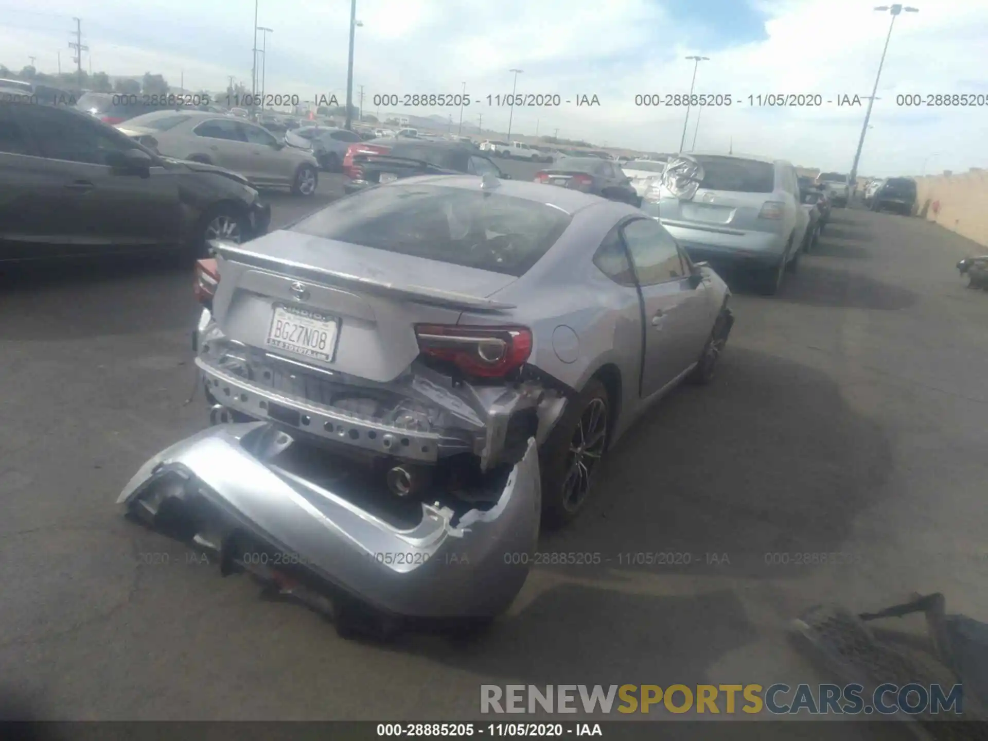 4 Photograph of a damaged car JF1ZNAA12L8752879 TOYOTA 86 2020