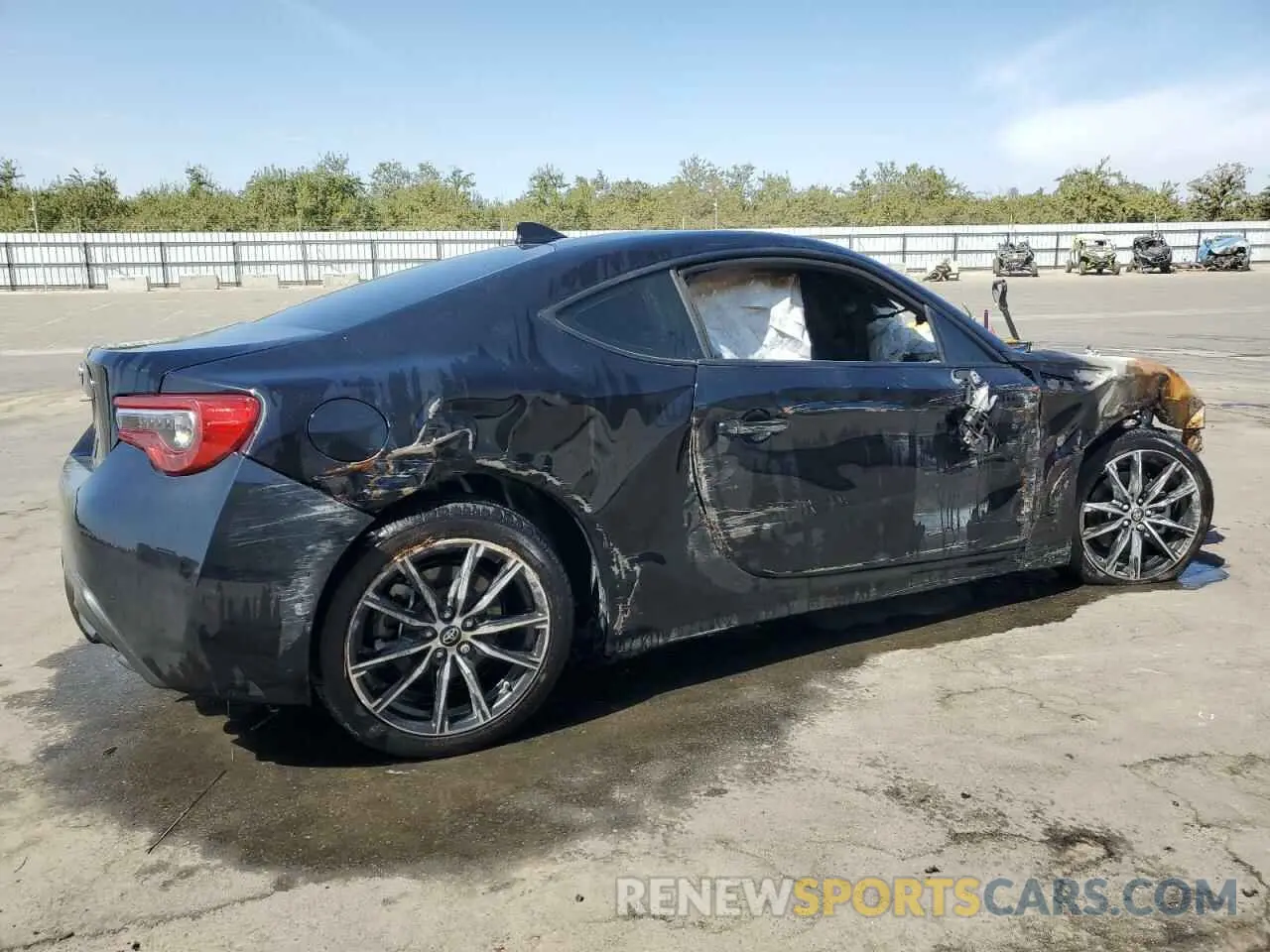 3 Photograph of a damaged car JF1ZNAA13L8752860 TOYOTA 86 2020