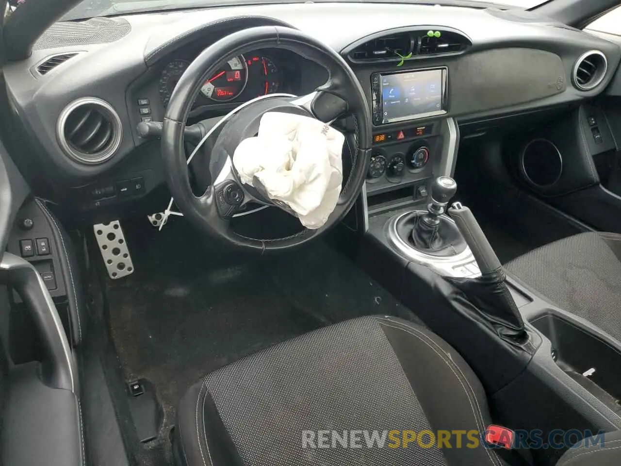 8 Photograph of a damaged car JF1ZNAA14L9754126 TOYOTA 86 2020