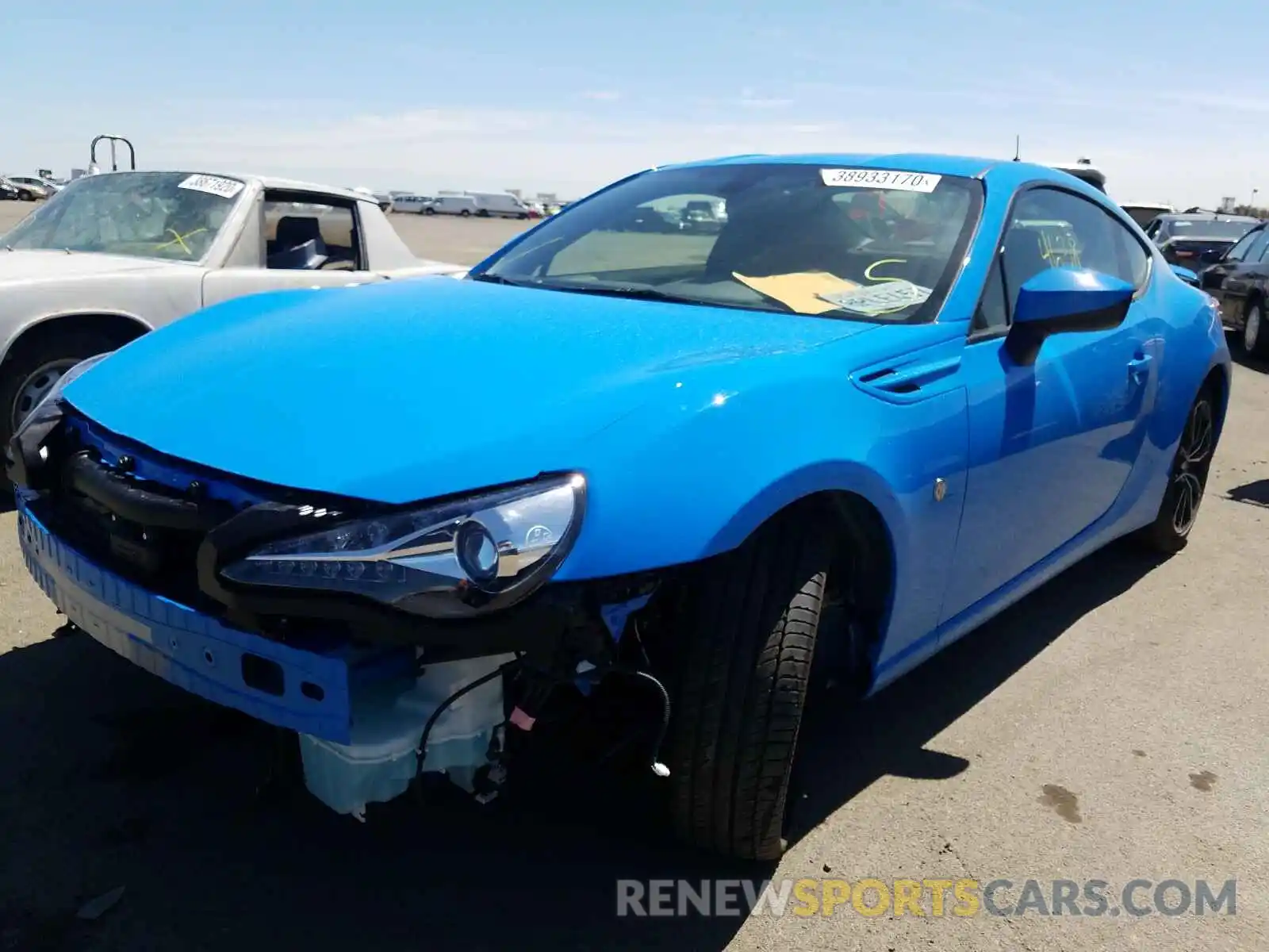 2 Photograph of a damaged car JF1ZNAA15L8751581 TOYOTA 86 2020