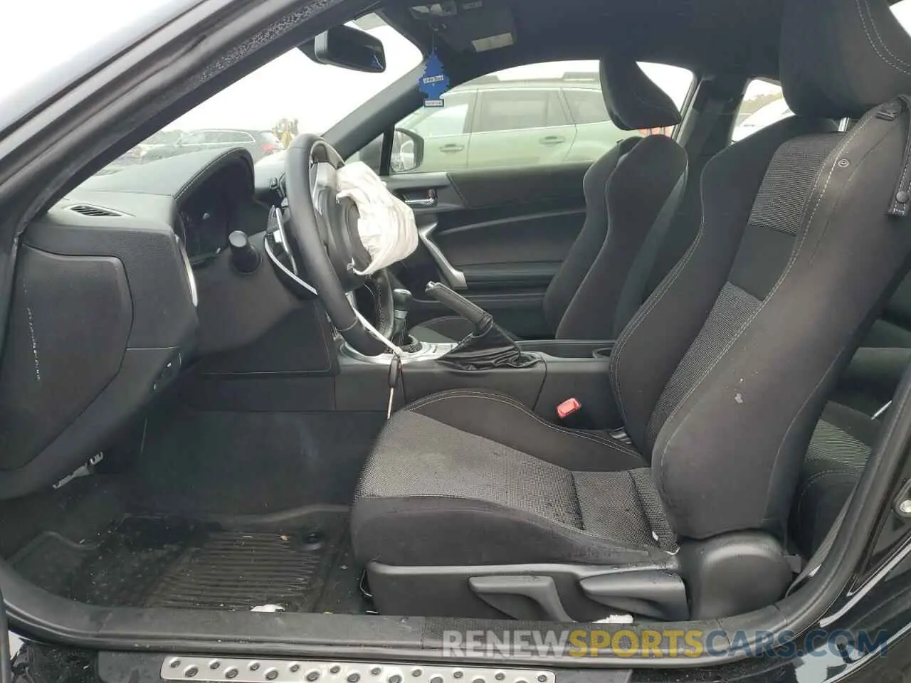 7 Photograph of a damaged car JF1ZNAA17L8752389 TOYOTA 86 2020