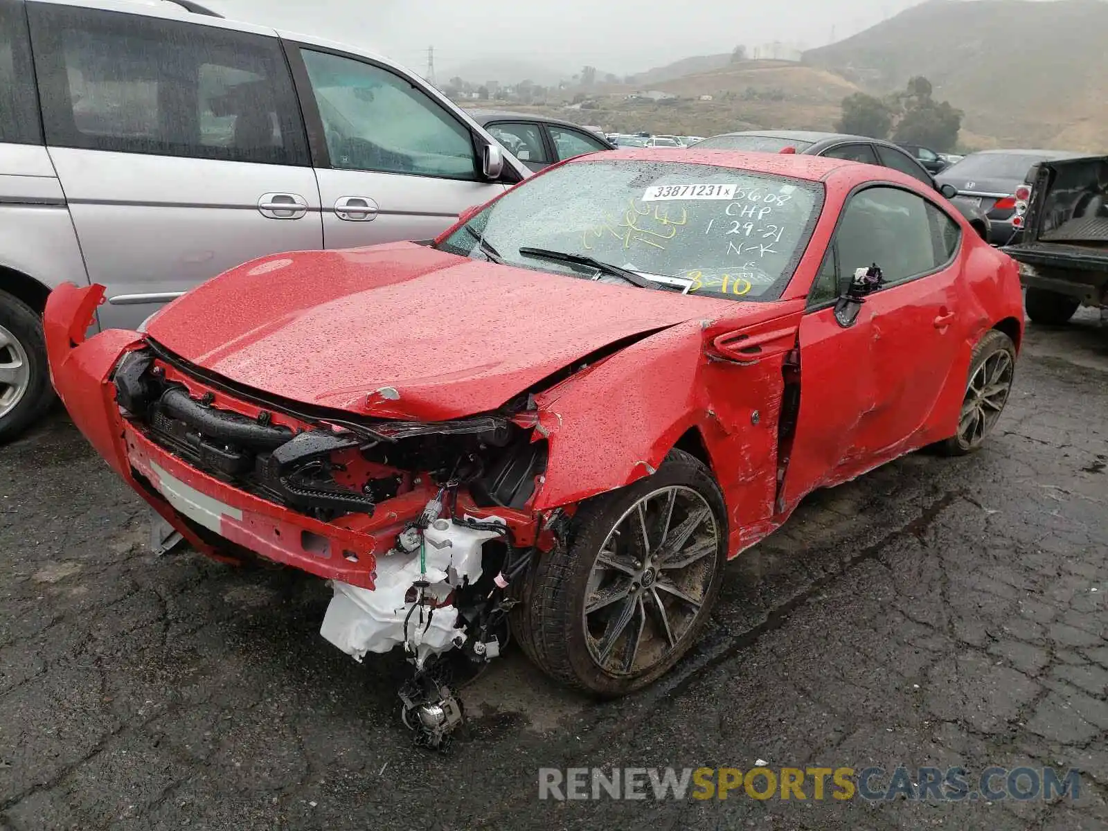 2 Photograph of a damaged car JF1ZNAA18L8752871 TOYOTA 86 2020