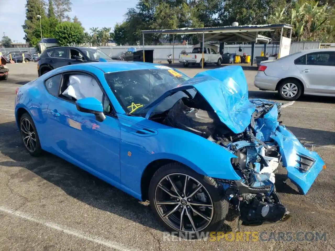 1 Photograph of a damaged car JF1ZNAA18L8753129 TOYOTA 86 2020