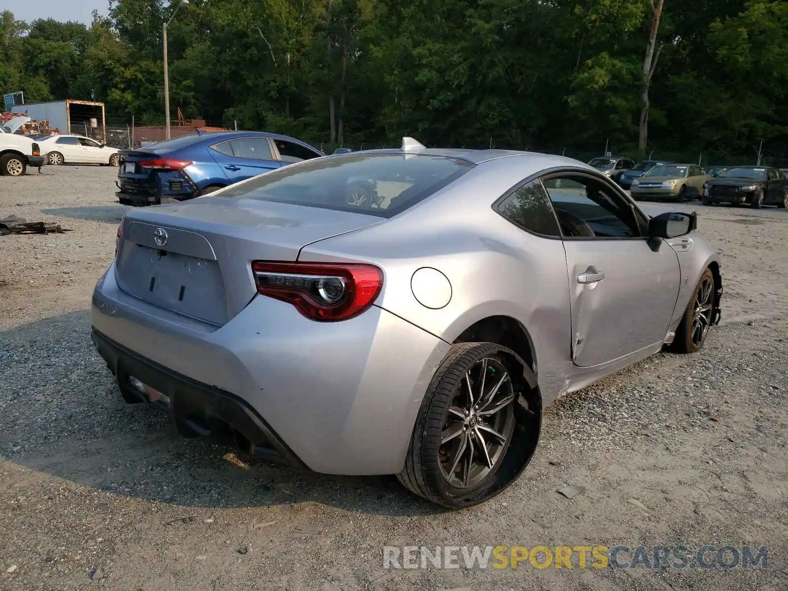 4 Photograph of a damaged car JF1ZNAA1XL8752399 TOYOTA 86 2020