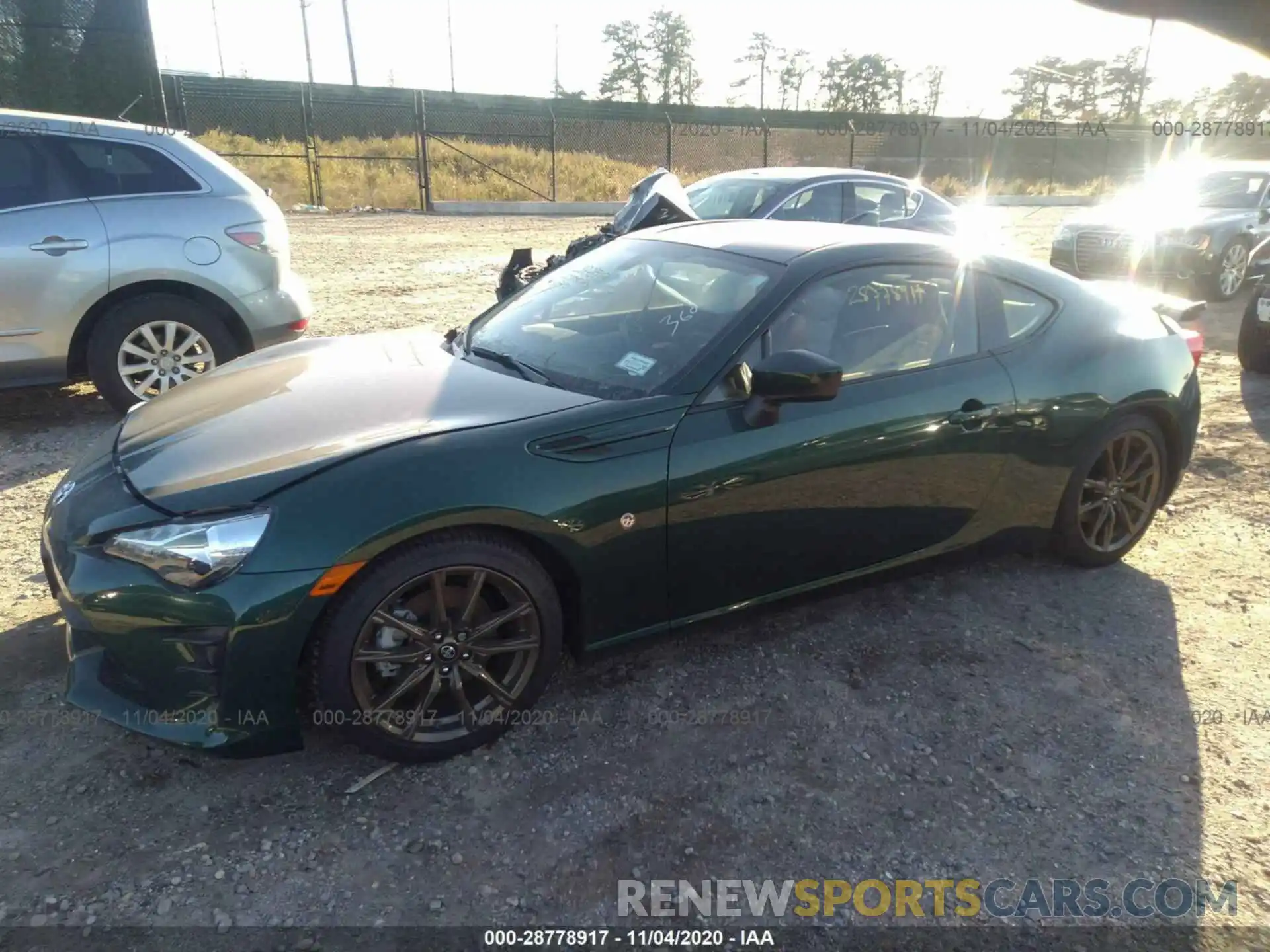 2 Photograph of a damaged car JF1ZNAE10L8750087 TOYOTA 86 2020