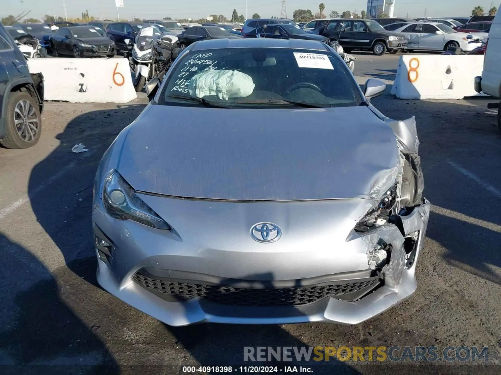 12 Photograph of a damaged car JF1ZNAE10L8752373 TOYOTA 86 2020