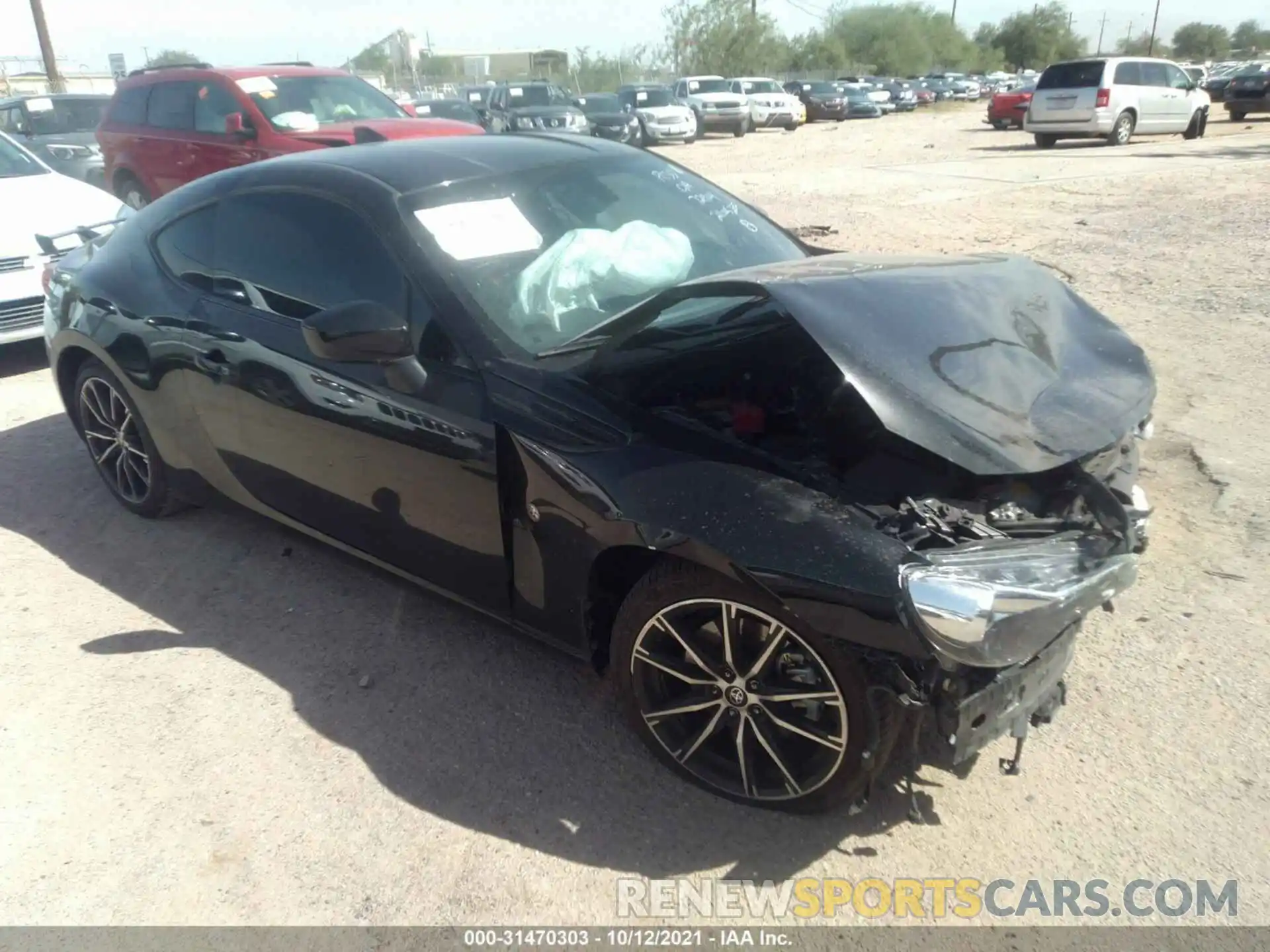 1 Photograph of a damaged car JF1ZNAE11L8753791 TOYOTA 86 2020