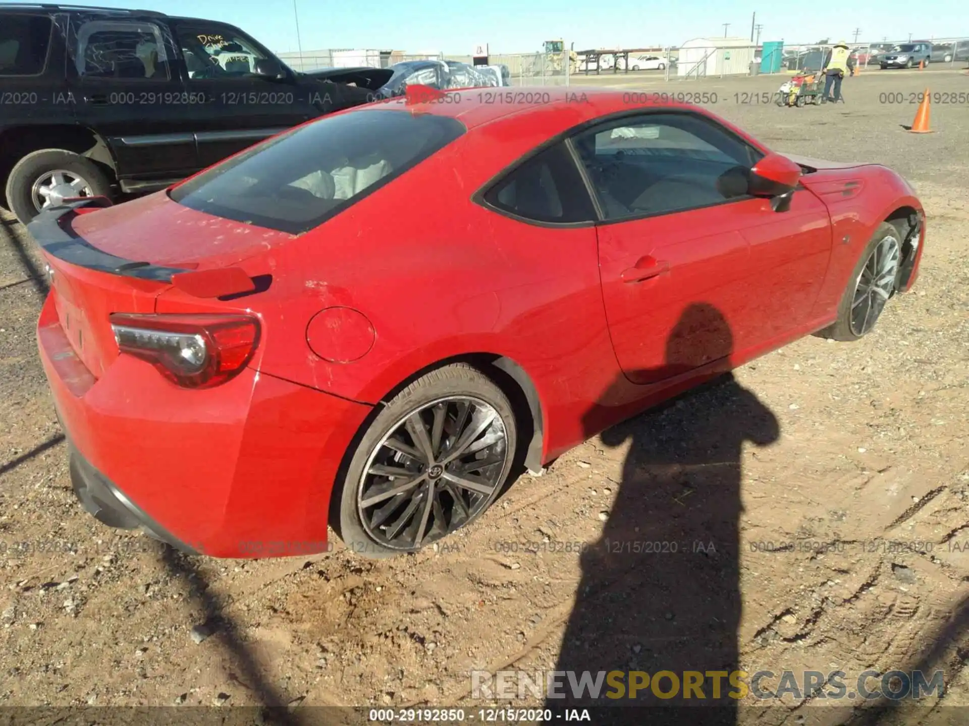 4 Photograph of a damaged car JF1ZNAE11L9751792 TOYOTA 86 2020