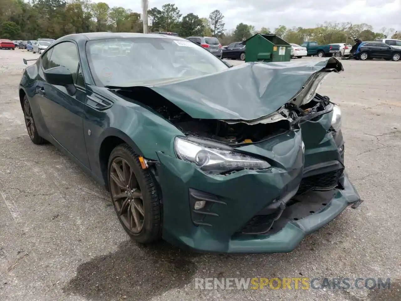 1 Photograph of a damaged car JF1ZNAE12L8750415 TOYOTA 86 2020