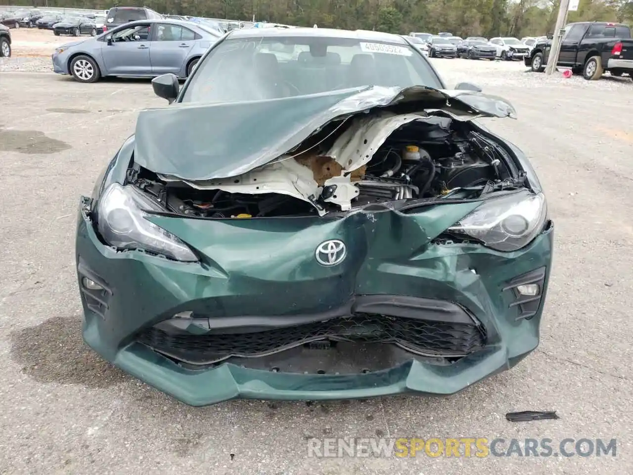 9 Photograph of a damaged car JF1ZNAE12L8750415 TOYOTA 86 2020