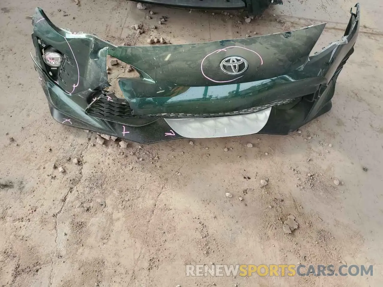 12 Photograph of a damaged car JF1ZNAE12L8751063 TOYOTA 86 2020