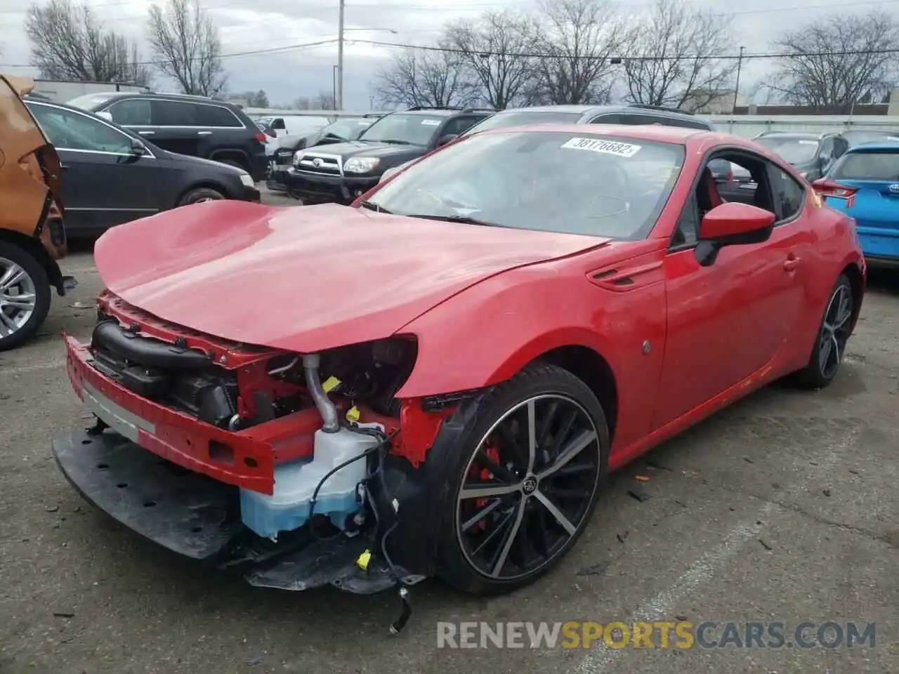 2 Photograph of a damaged car JF1ZNAE12L9753440 TOYOTA 86 2020