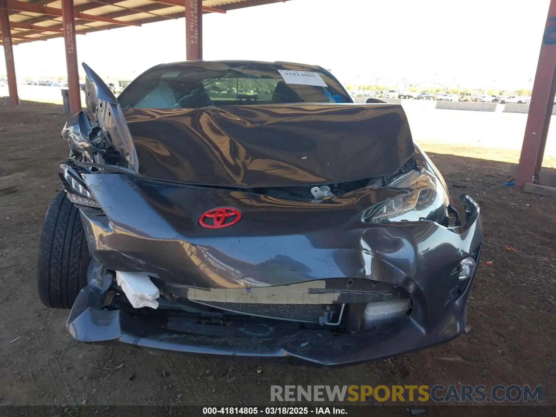 11 Photograph of a damaged car JF1ZNAE13L8752755 TOYOTA 86 2020
