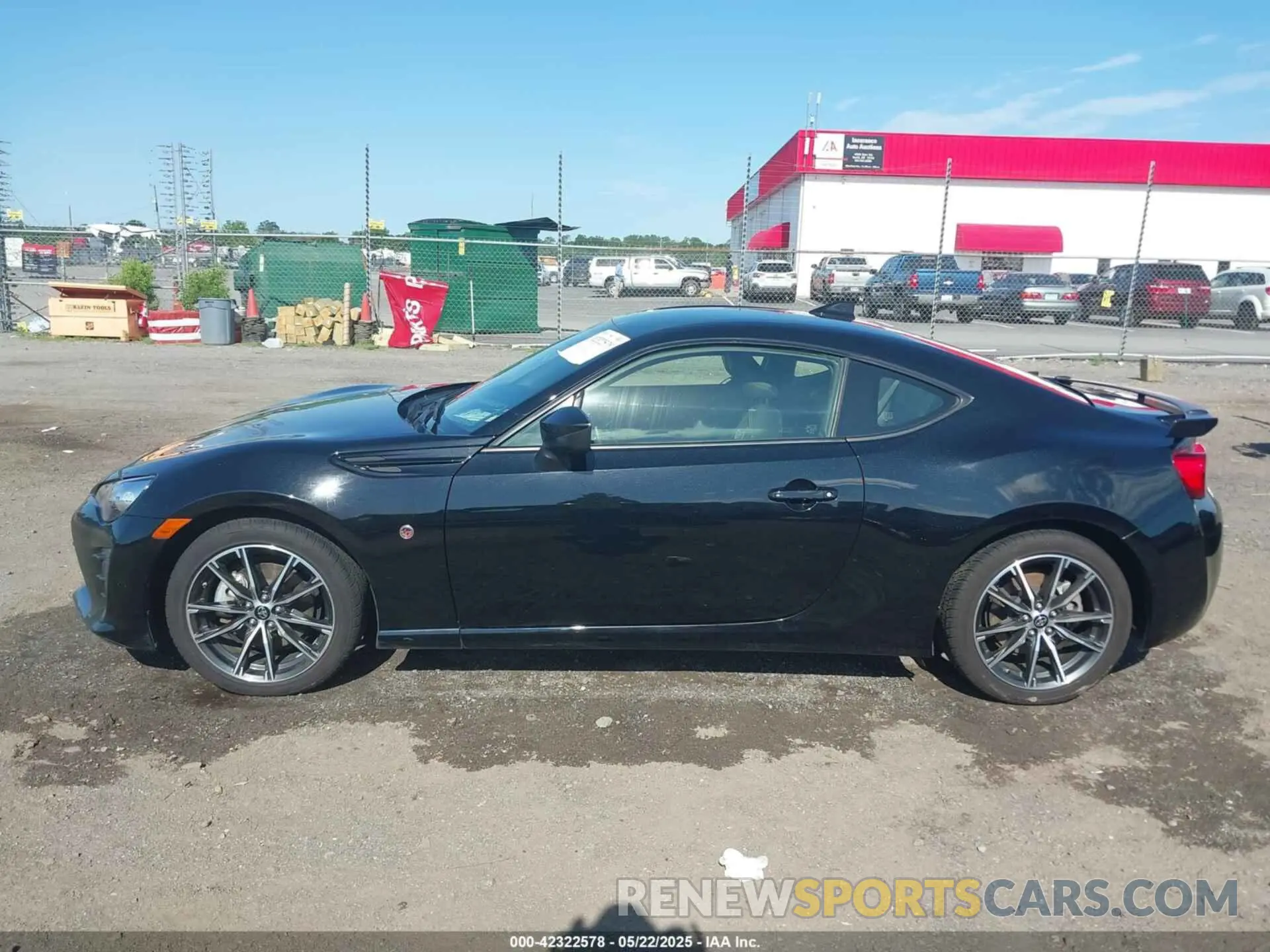 14 Photograph of a damaged car JF1ZNAE13L8753940 TOYOTA 86 2020