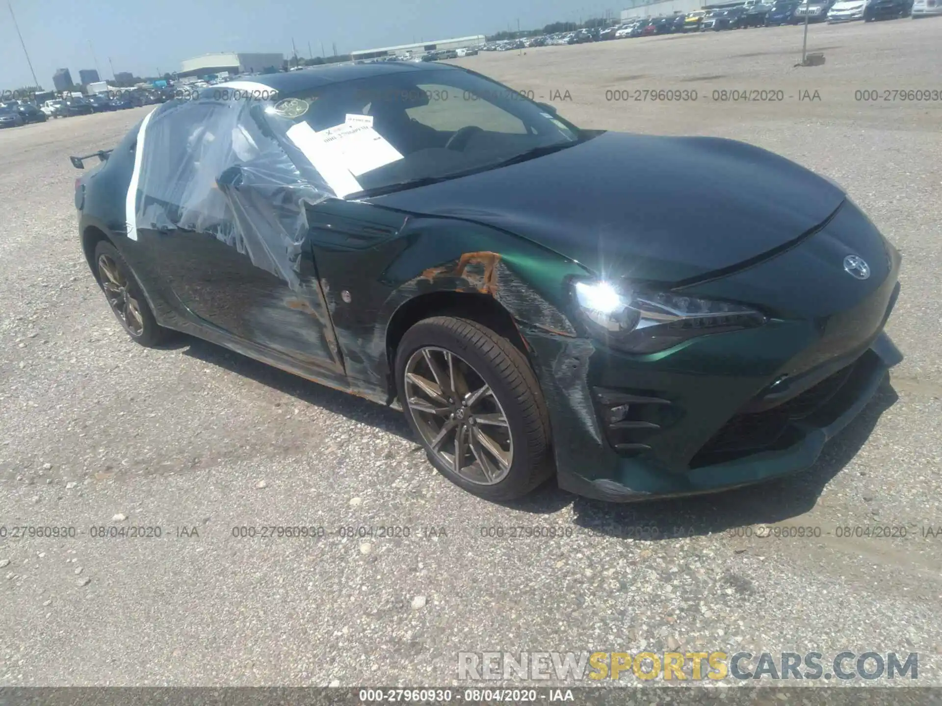 1 Photograph of a damaged car JF1ZNAE17L8751060 TOYOTA 86 2020