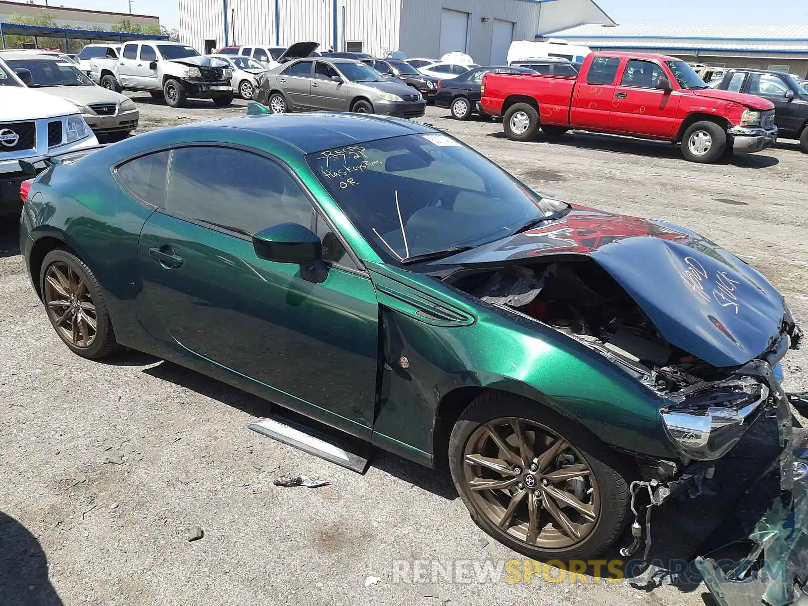 1 Photograph of a damaged car JF1ZNAE18L8750550 TOYOTA 86 2020