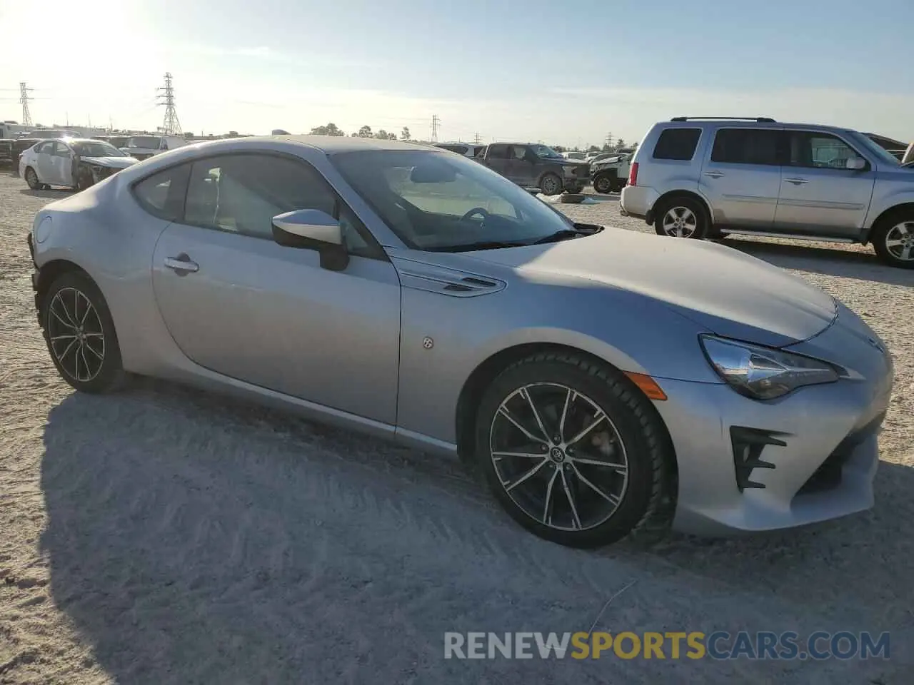 4 Photograph of a damaged car JF1ZNAE19L8753974 TOYOTA 86 2020