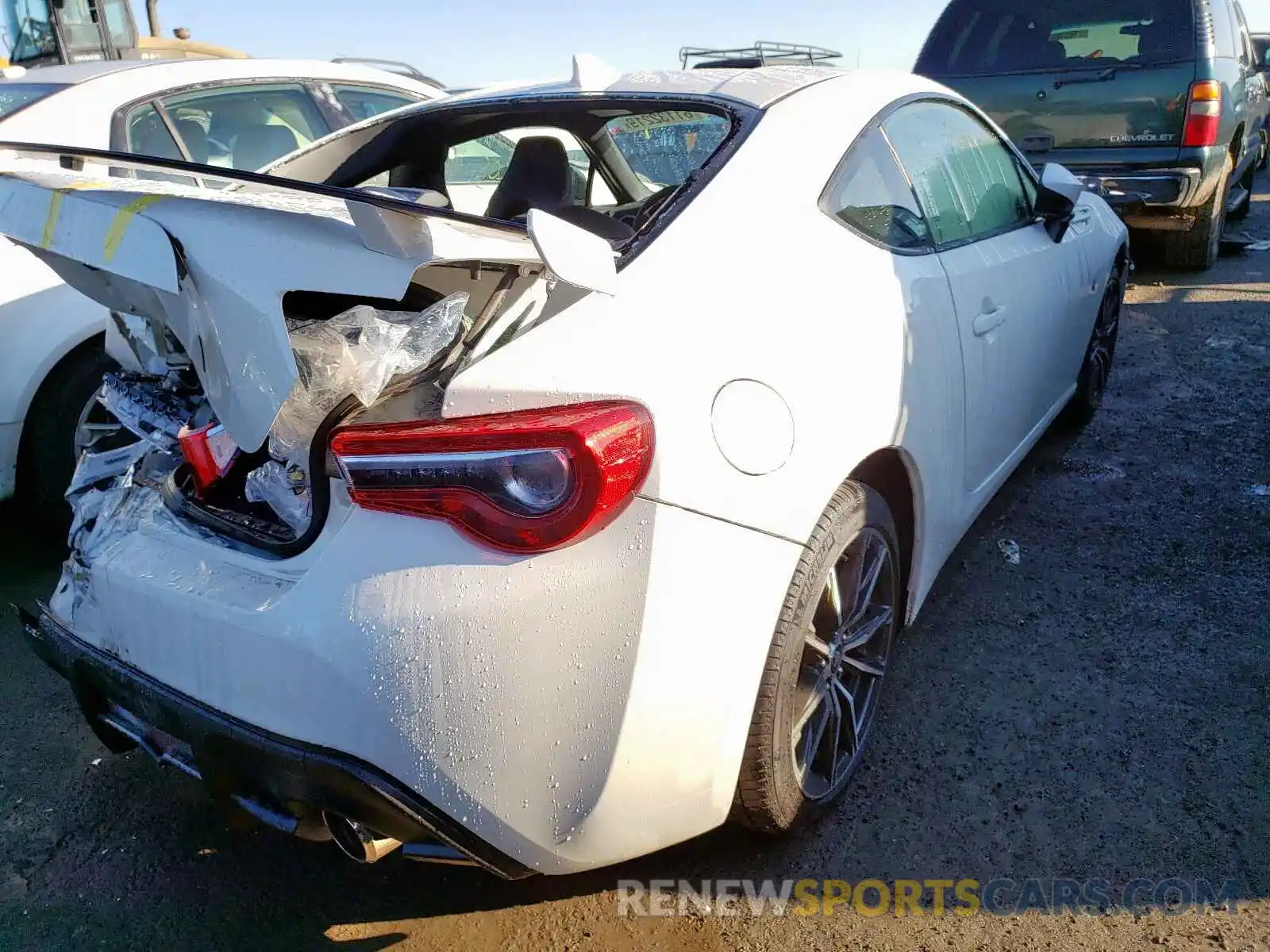 4 Photograph of a damaged car JF1ZNAE14K8704163 TOYOTA 86 GT 2019