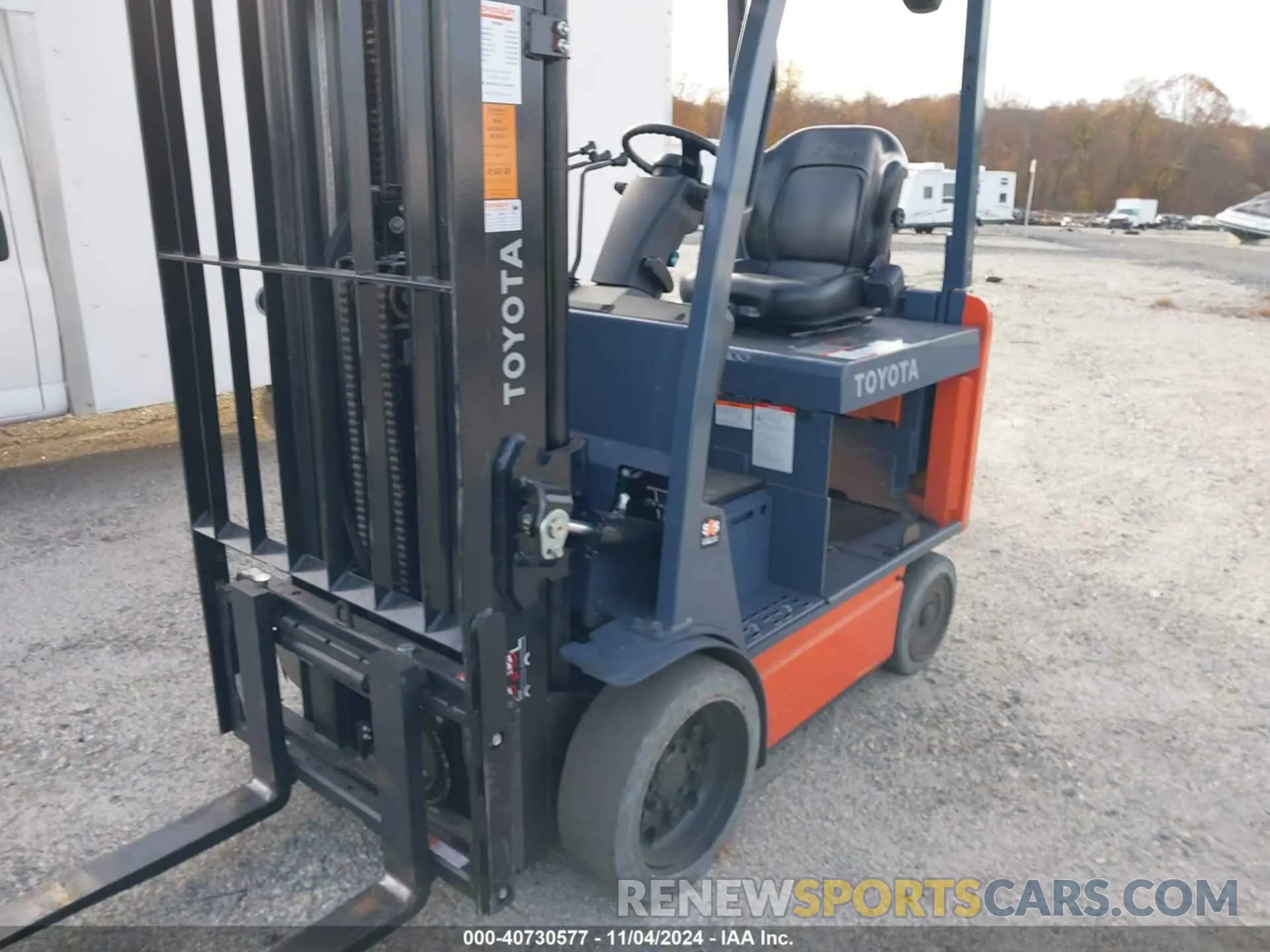 2 Photograph of a damaged car xxxxxxxxxxxx98422 TOYOTA 8FBCU25 FORKLIFT 2023