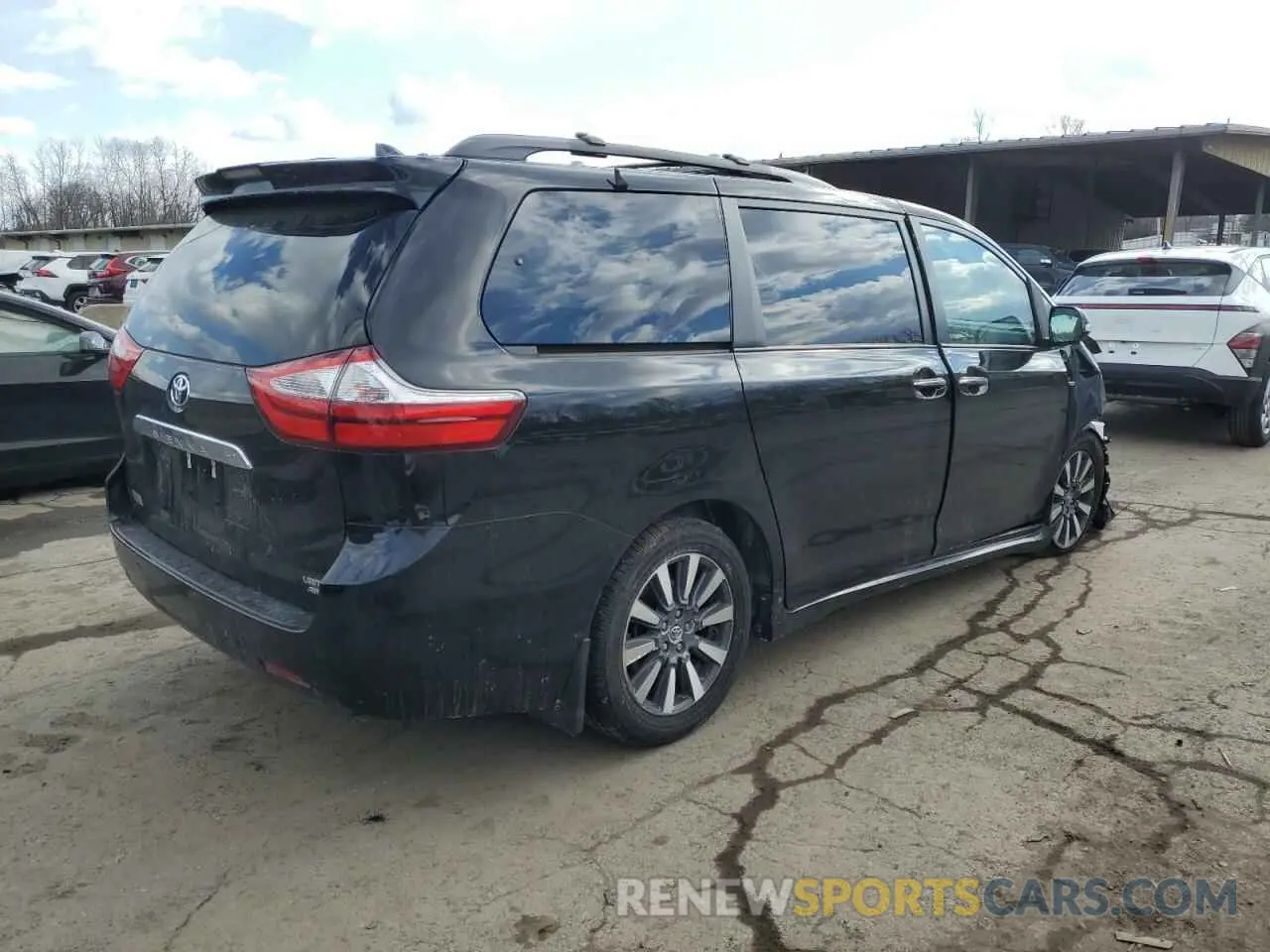 3 Photograph of a damaged car 5TDDZ3DC1KS217361 TOYOTA All Models 2019