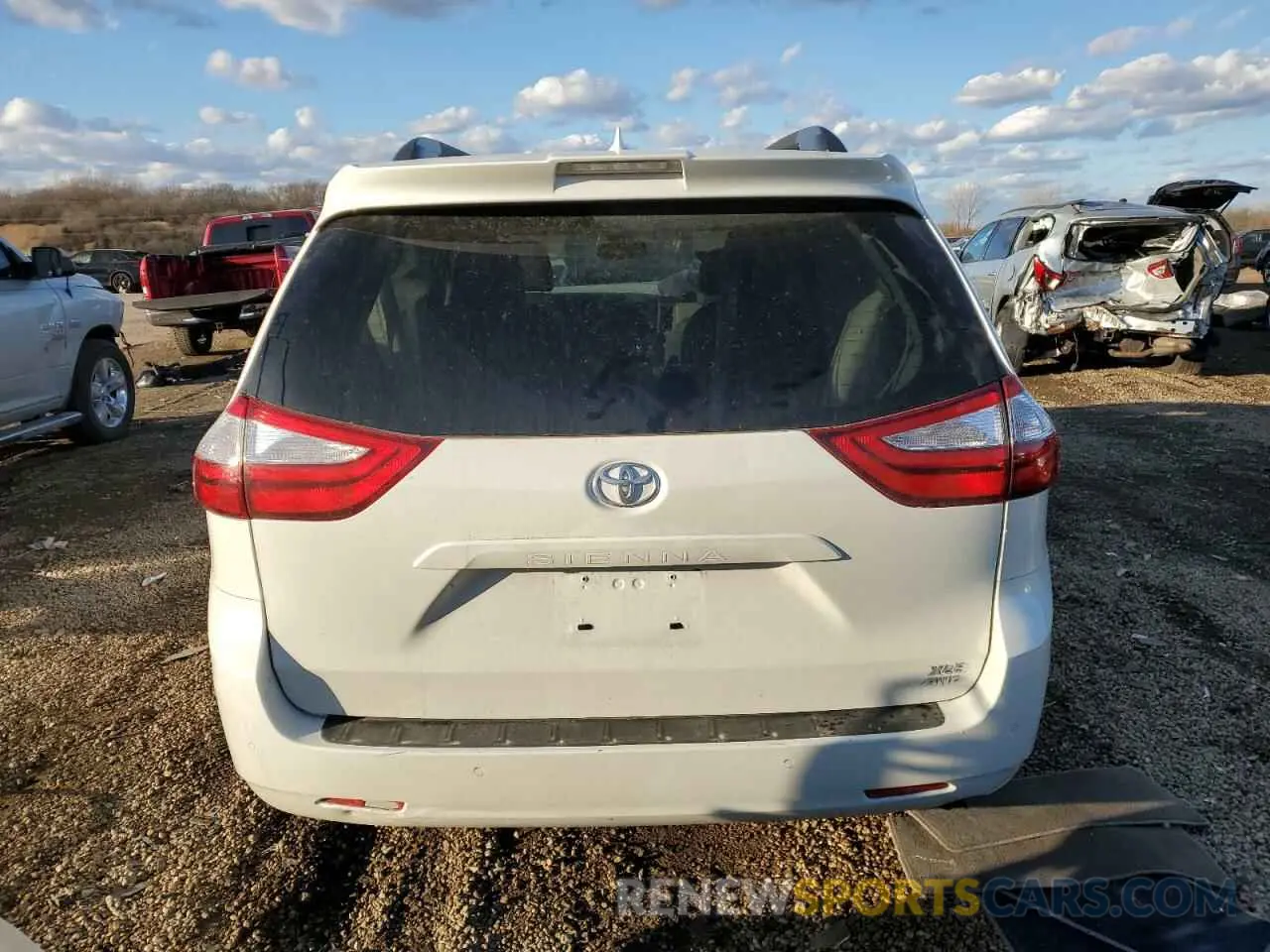 6 Photograph of a damaged car 5TDDZ3DC3KS213358 TOYOTA All Models 2019