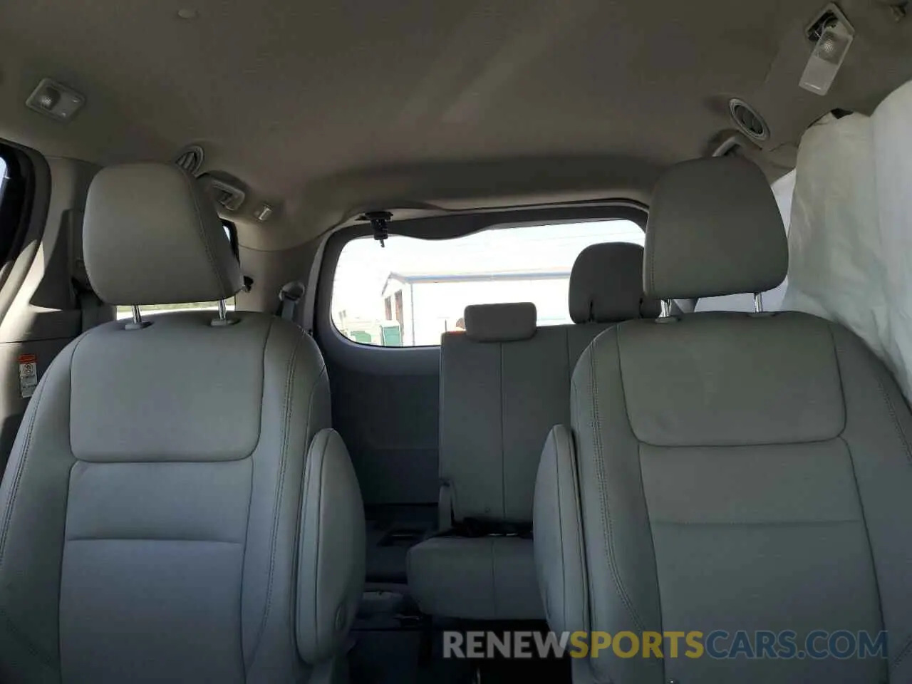 10 Photograph of a damaged car 5TDDZ3DC5KS222885 TOYOTA All Models 2019