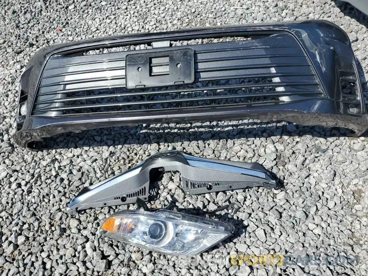 13 Photograph of a damaged car 5TDDZ3DC5KS222885 TOYOTA All Models 2019