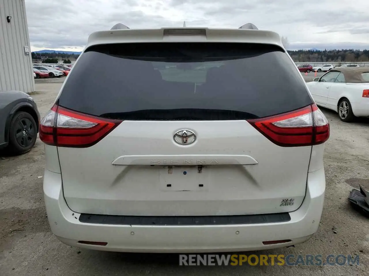 6 Photograph of a damaged car 5TDDZ3DC5KS224300 TOYOTA All Models 2019