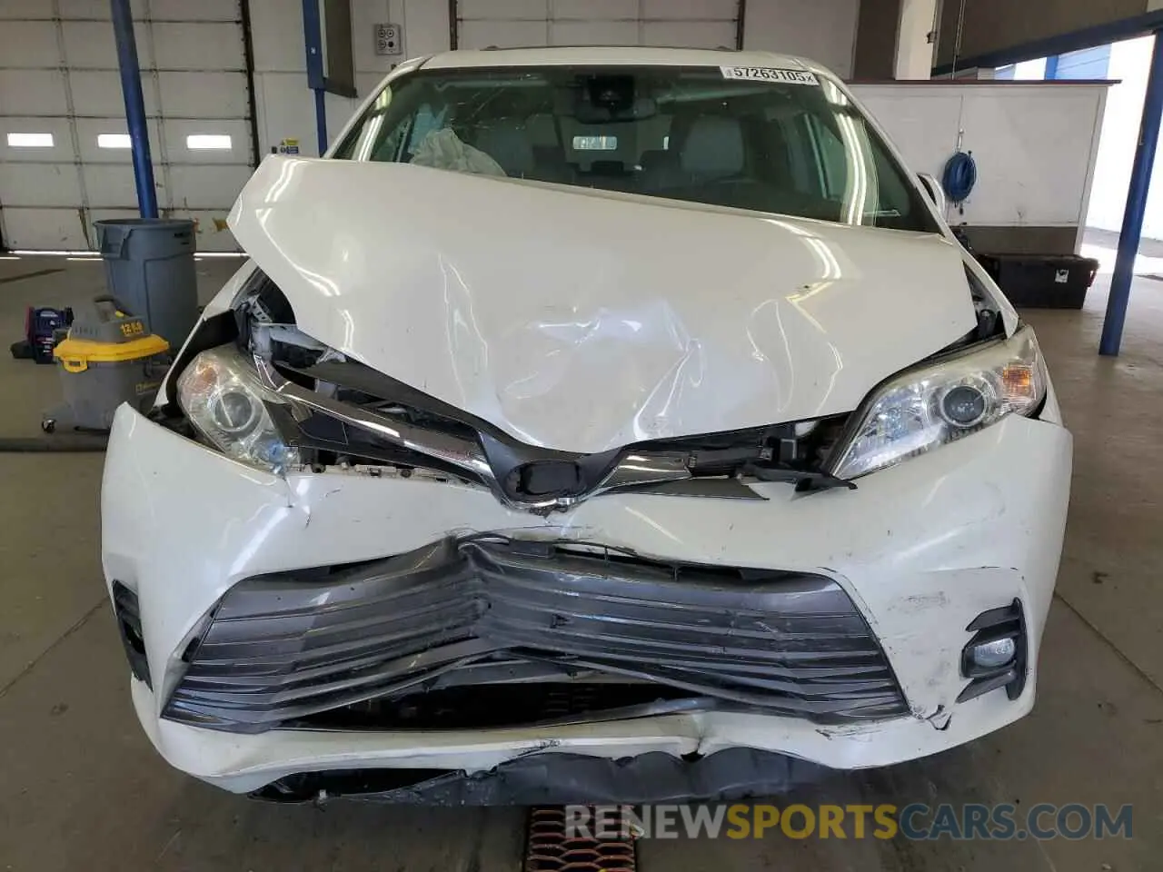 12 Photograph of a damaged car 5TDDZ3DC5KS227259 TOYOTA All Models 2019