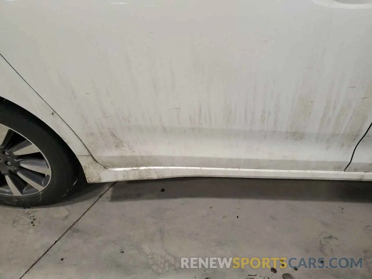 11 Photograph of a damaged car 5TDDZ3DC6KS218912 TOYOTA All Models 2019
