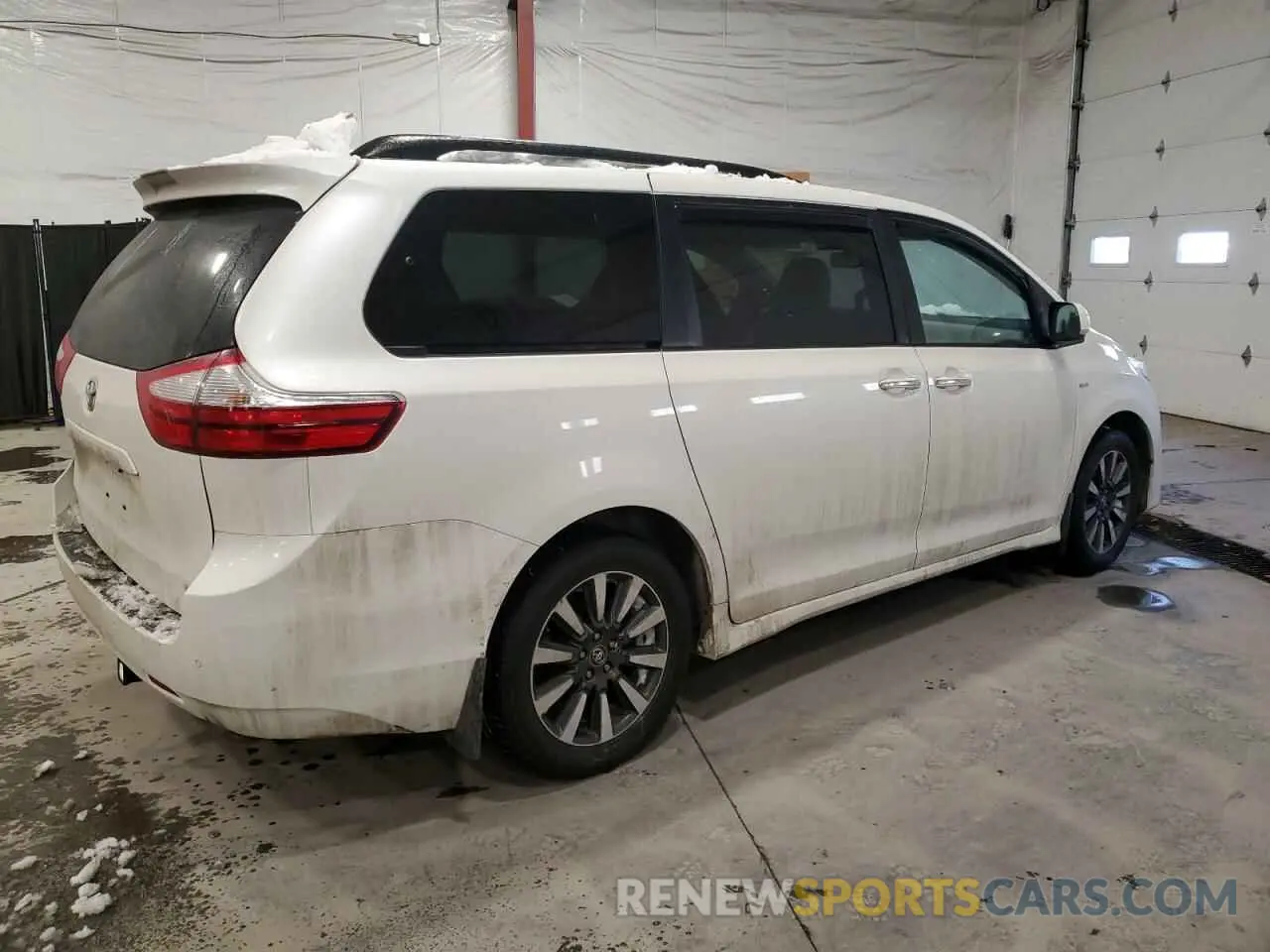 3 Photograph of a damaged car 5TDDZ3DC6KS218912 TOYOTA All Models 2019