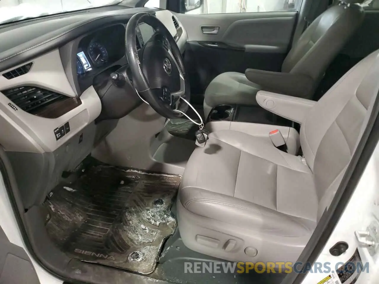 7 Photograph of a damaged car 5TDDZ3DC6KS218912 TOYOTA All Models 2019