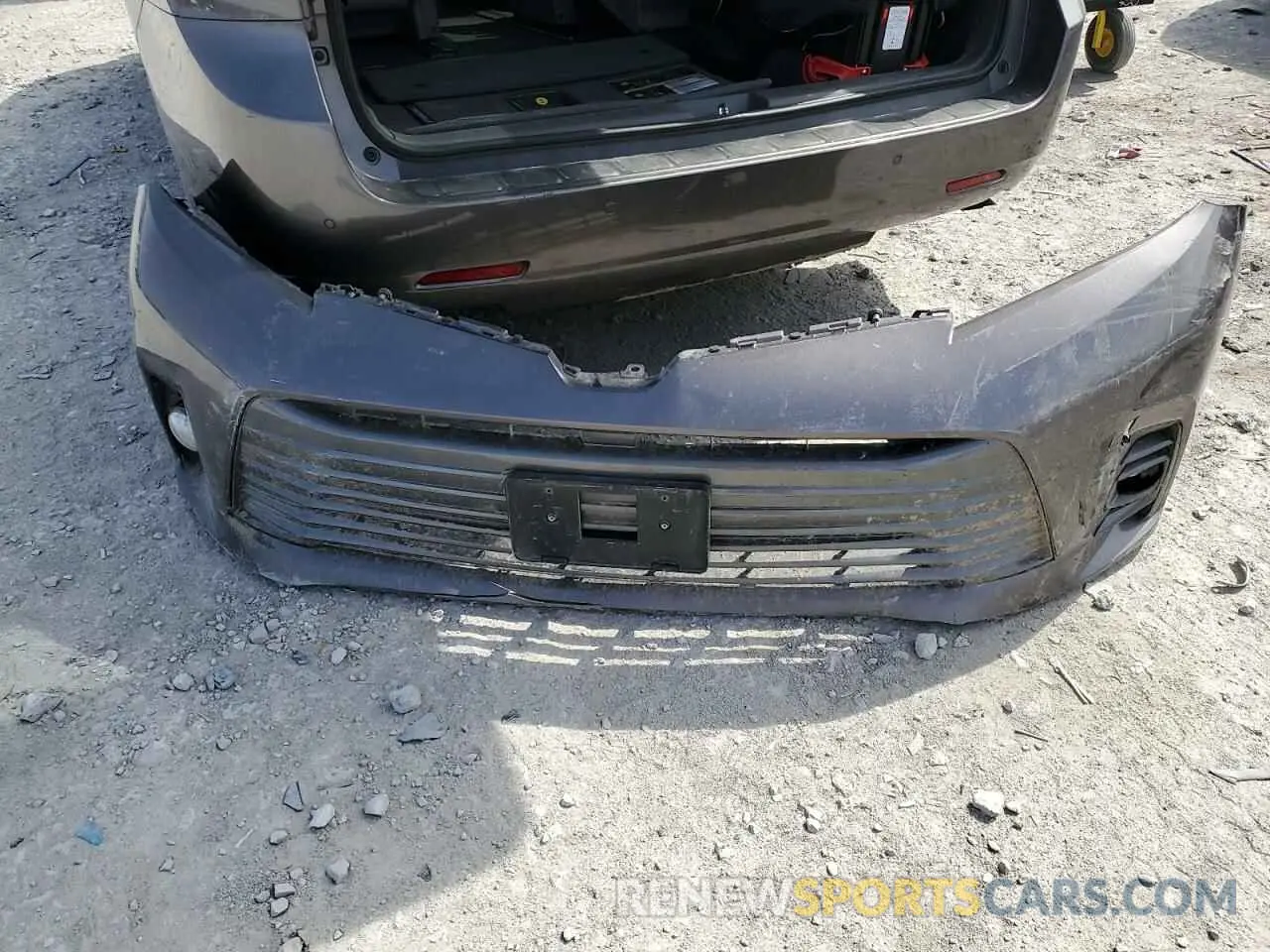 15 Photograph of a damaged car 5TDDZ3DC9KS219911 TOYOTA All Models 2019