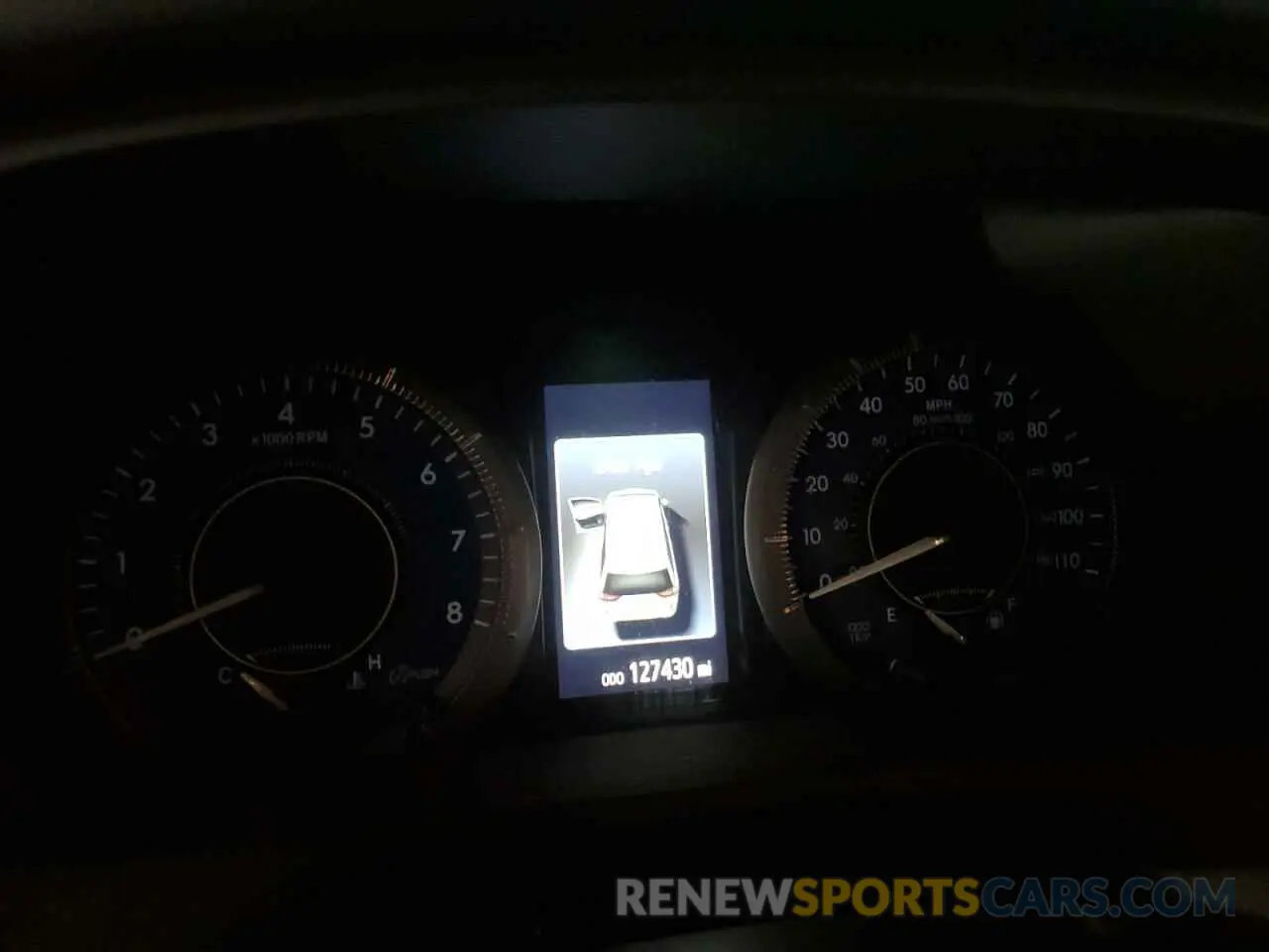 9 Photograph of a damaged car 5TDJZ3DC0KS219184 TOYOTA All Models 2019