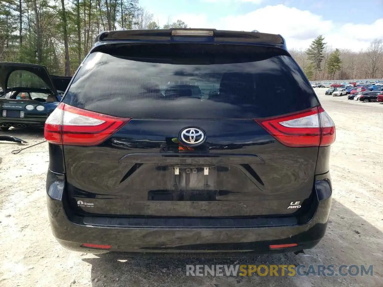 6 Photograph of a damaged car 5TDJZ3DC1KS222837 TOYOTA All Models 2019