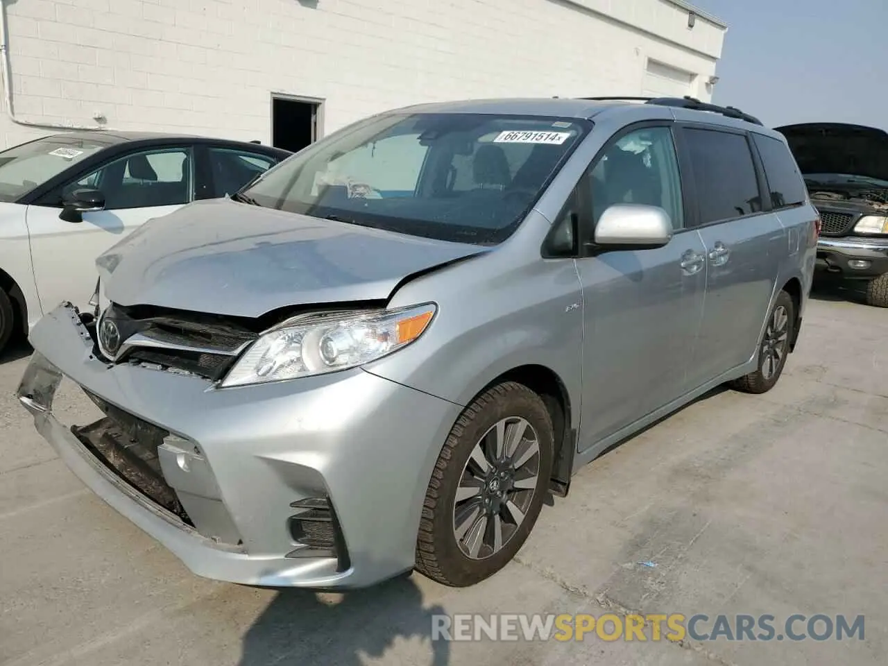 1 Photograph of a damaged car 5TDJZ3DC4KS216224 TOYOTA All Models 2019