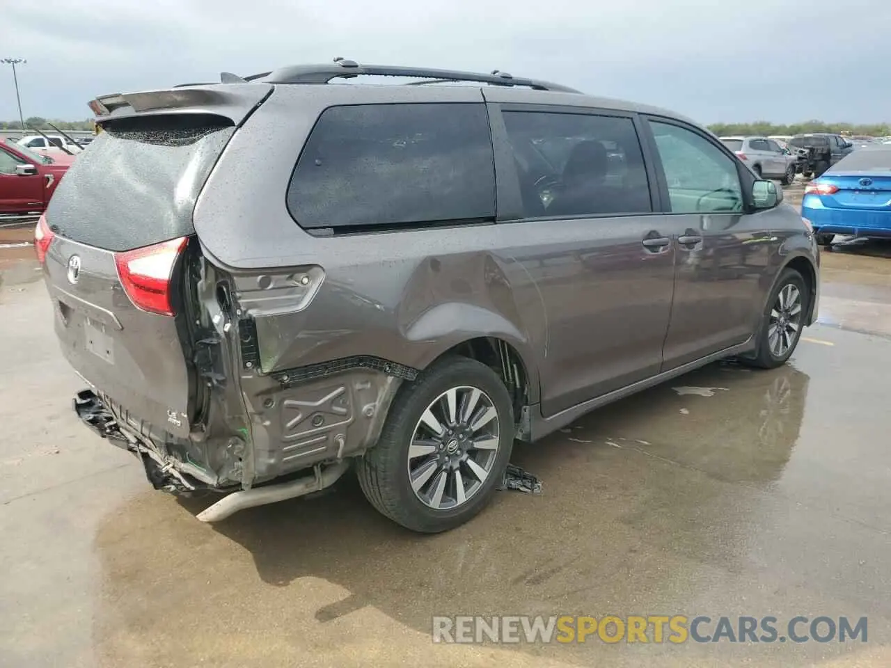 3 Photograph of a damaged car 5TDJZ3DC5KS218483 TOYOTA All Models 2019