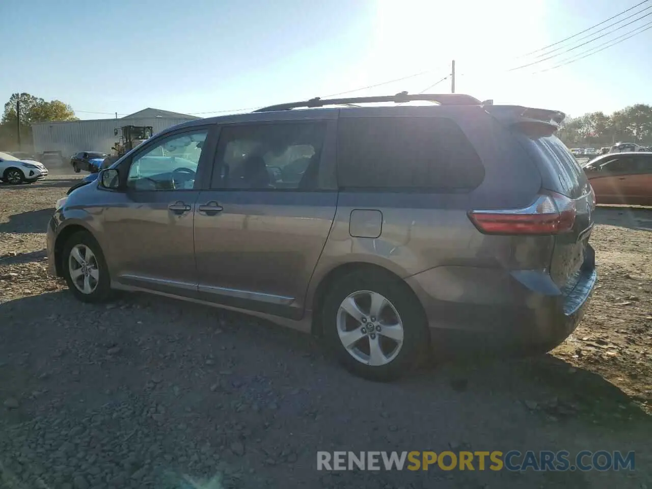 2 Photograph of a damaged car 5TDKZ3DC1KS003557 TOYOTA All Models 2019