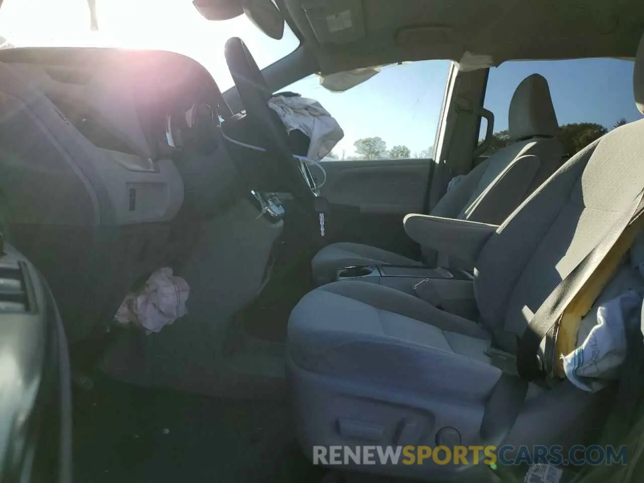 7 Photograph of a damaged car 5TDKZ3DC1KS003557 TOYOTA All Models 2019