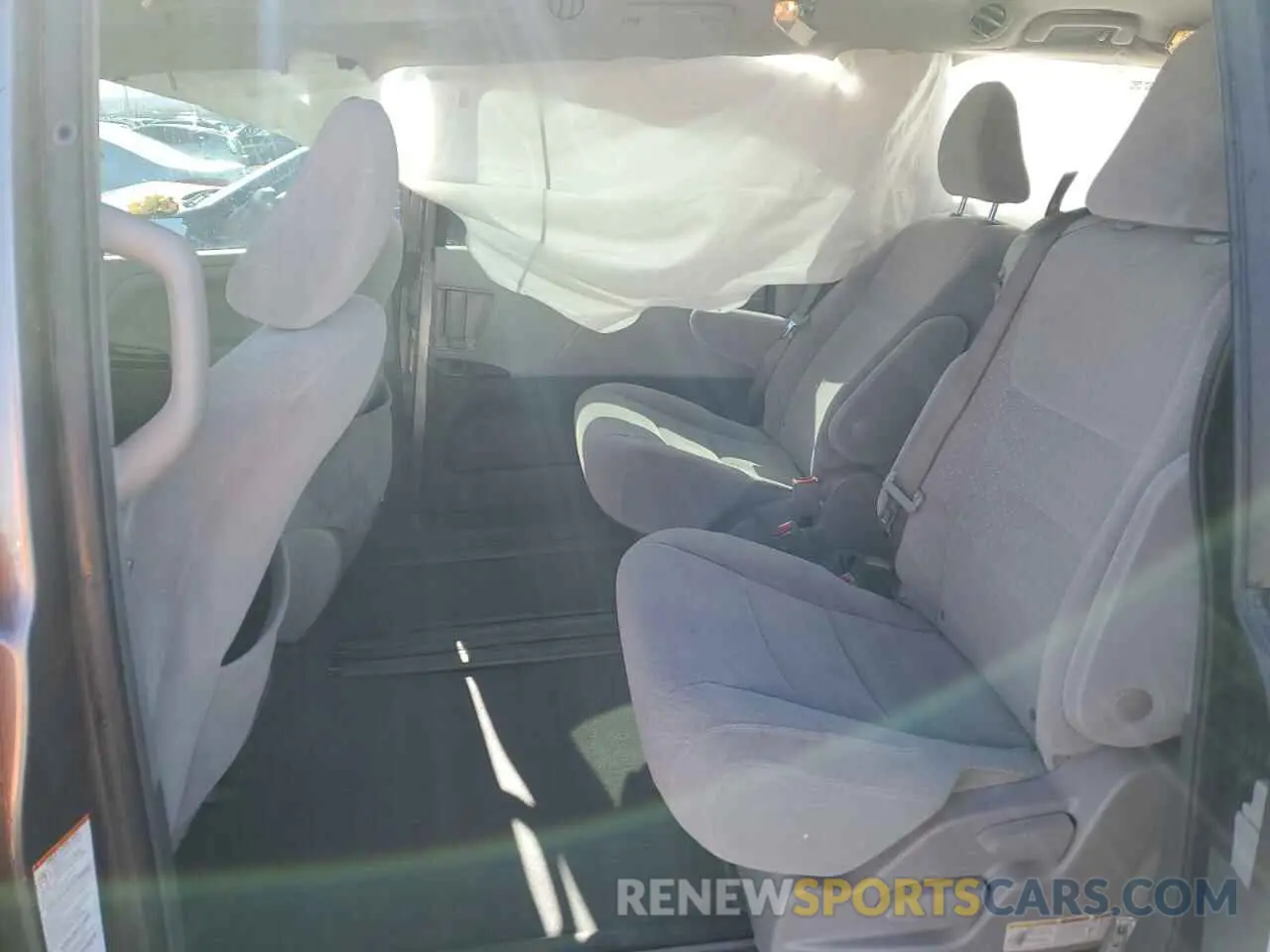 11 Photograph of a damaged car 5TDKZ3DC1KS003901 TOYOTA All Models 2019