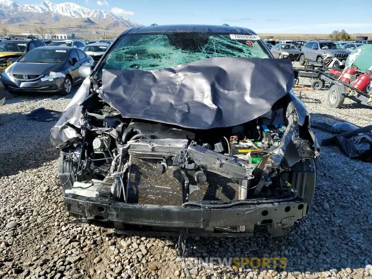5 Photograph of a damaged car 5TDKZ3DC1KS003901 TOYOTA All Models 2019