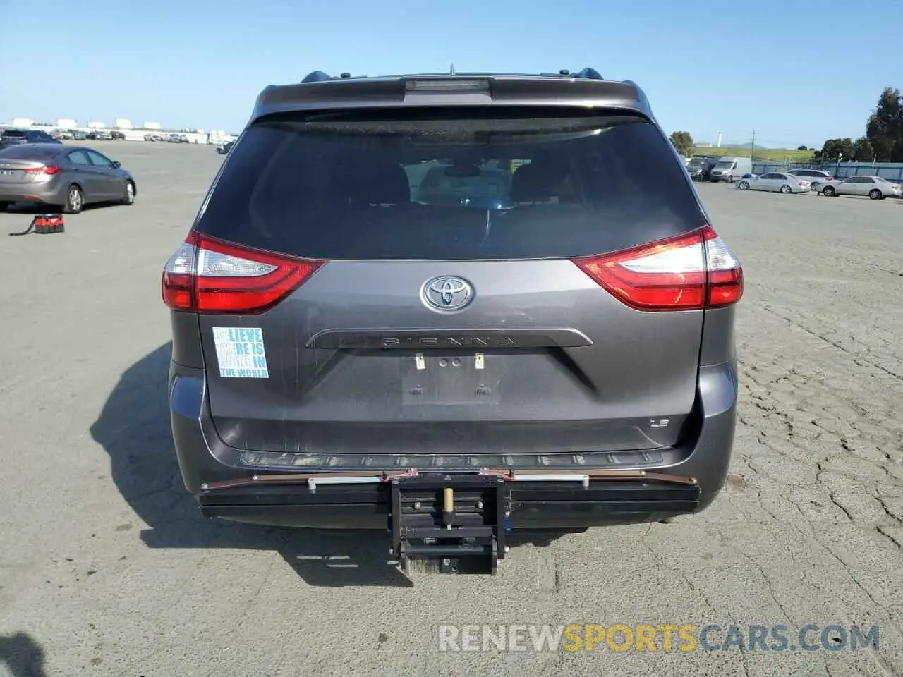6 Photograph of a damaged car 5TDKZ3DC1KS020293 TOYOTA All Models 2019
