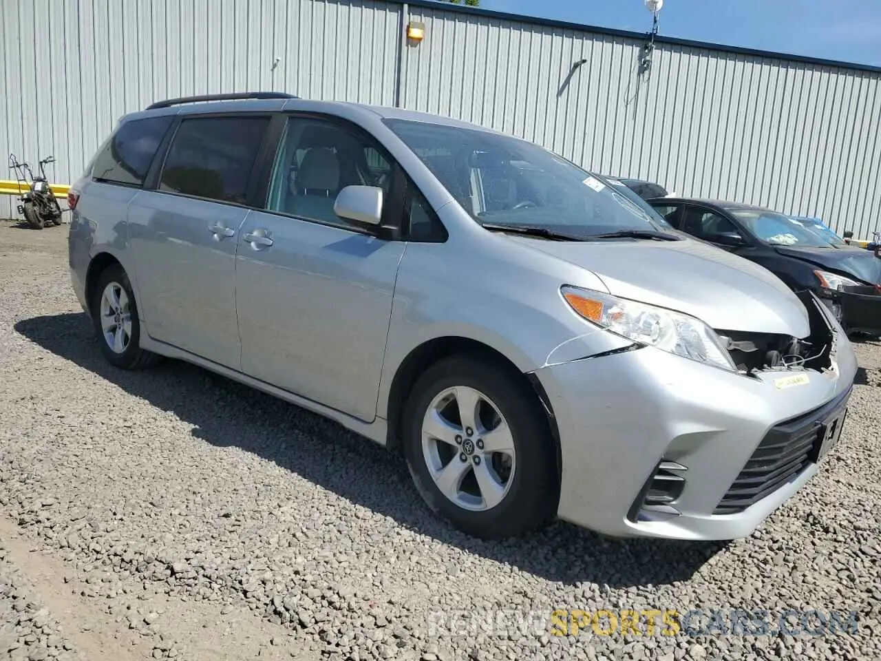 4 Photograph of a damaged car 5TDKZ3DC2KS011179 TOYOTA All Models 2019