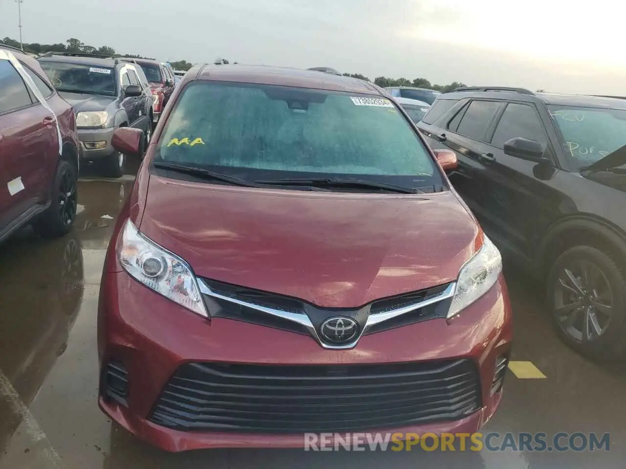 5 Photograph of a damaged car 5TDKZ3DC3KS016312 TOYOTA All Models 2019