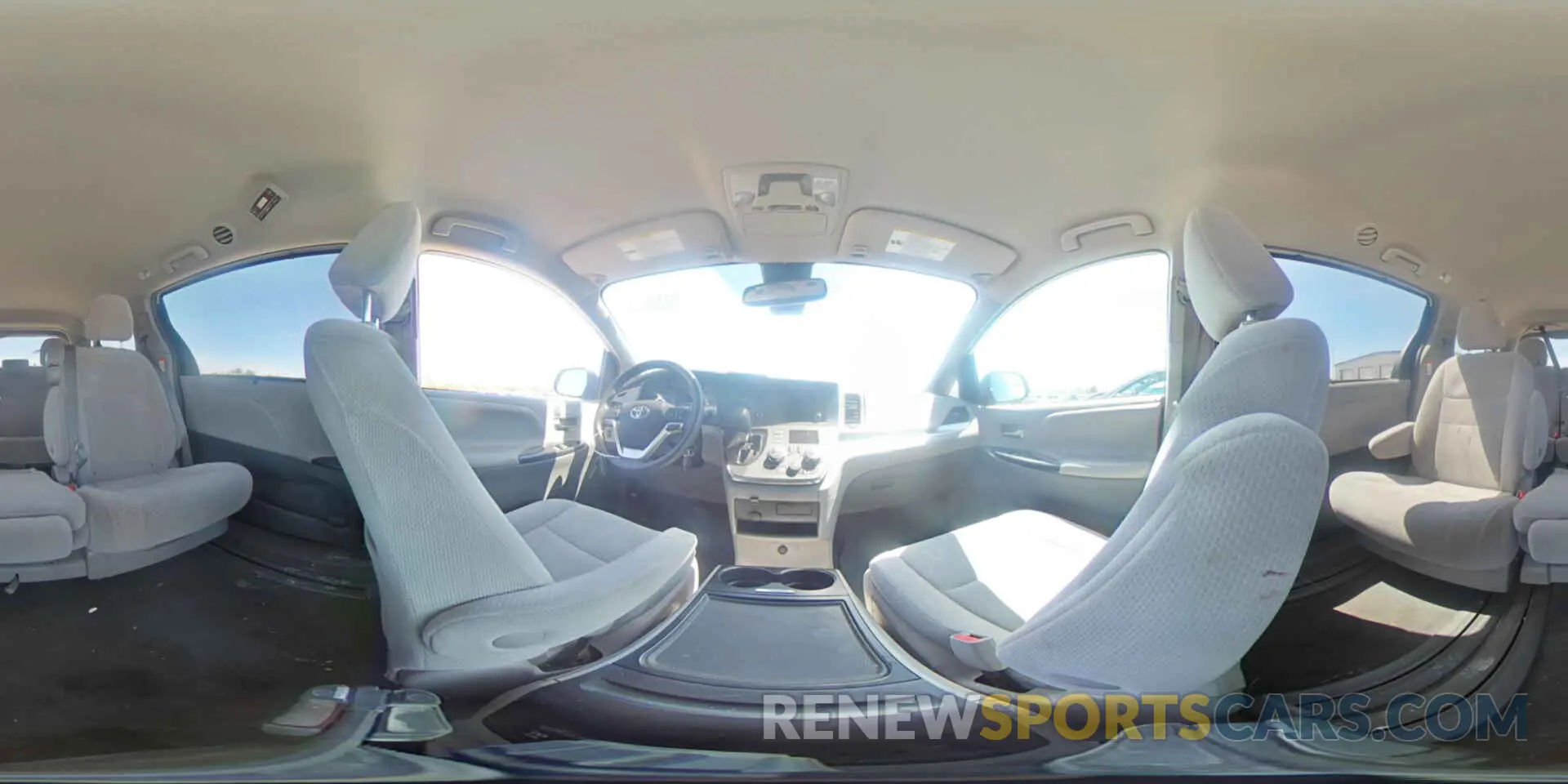 15 Photograph of a damaged car 5TDKZ3DC3KS017900 TOYOTA All Models 2019