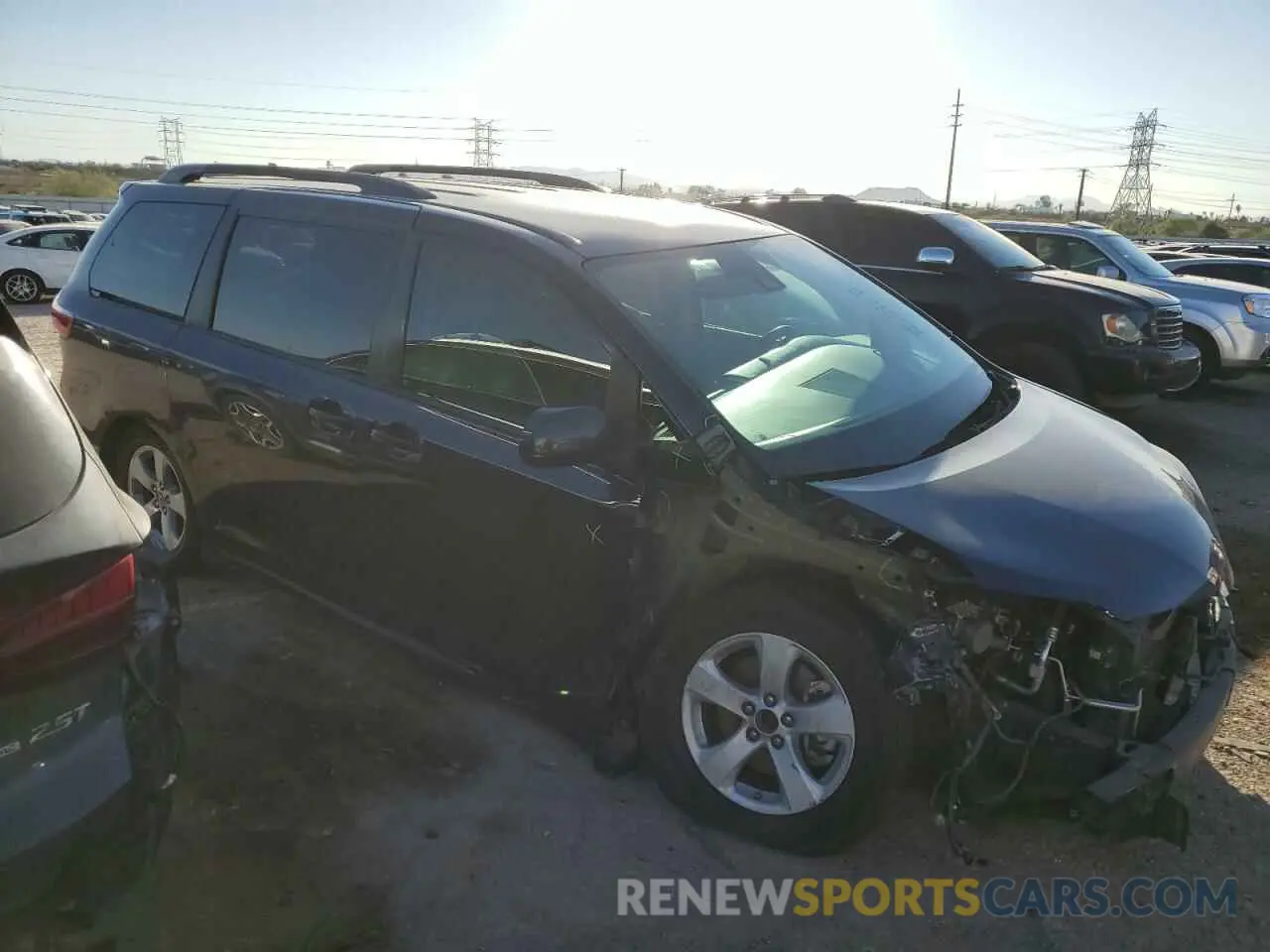 4 Photograph of a damaged car 5TDKZ3DC3KS983311 TOYOTA All Models 2019