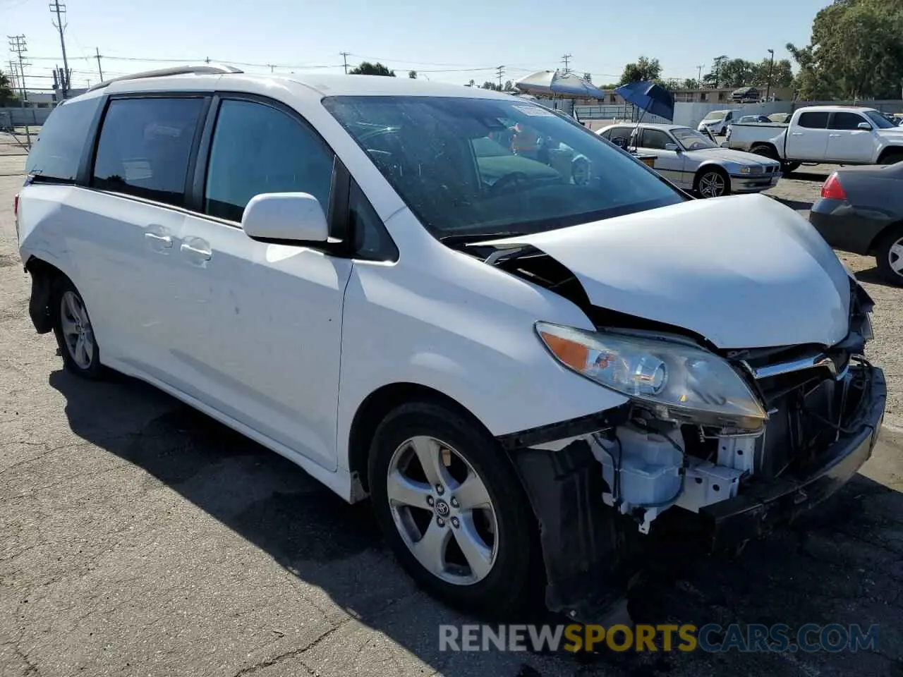 4 Photograph of a damaged car 5TDKZ3DC4KS004072 TOYOTA All Models 2019